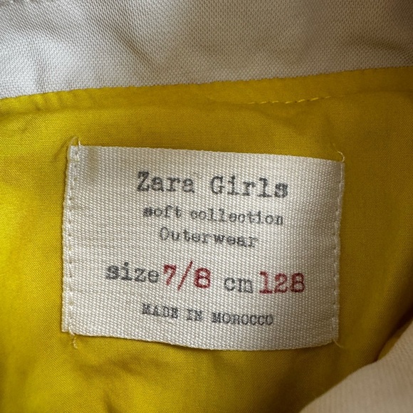 ZARA Girls Raincoat with Hood and Water-Resistant Material Size 7/8 cm 128 - Picture 5 of 6